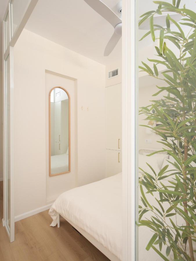 Staylish Studio Apartment In Malasana Madrid Luaran gambar