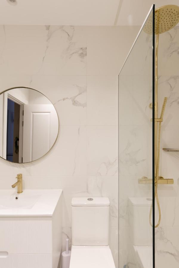 Staylish Studio Apartment In Malasana Madrid Luaran gambar